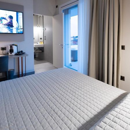Bbcube Hotel Porto Viro Exterior photo